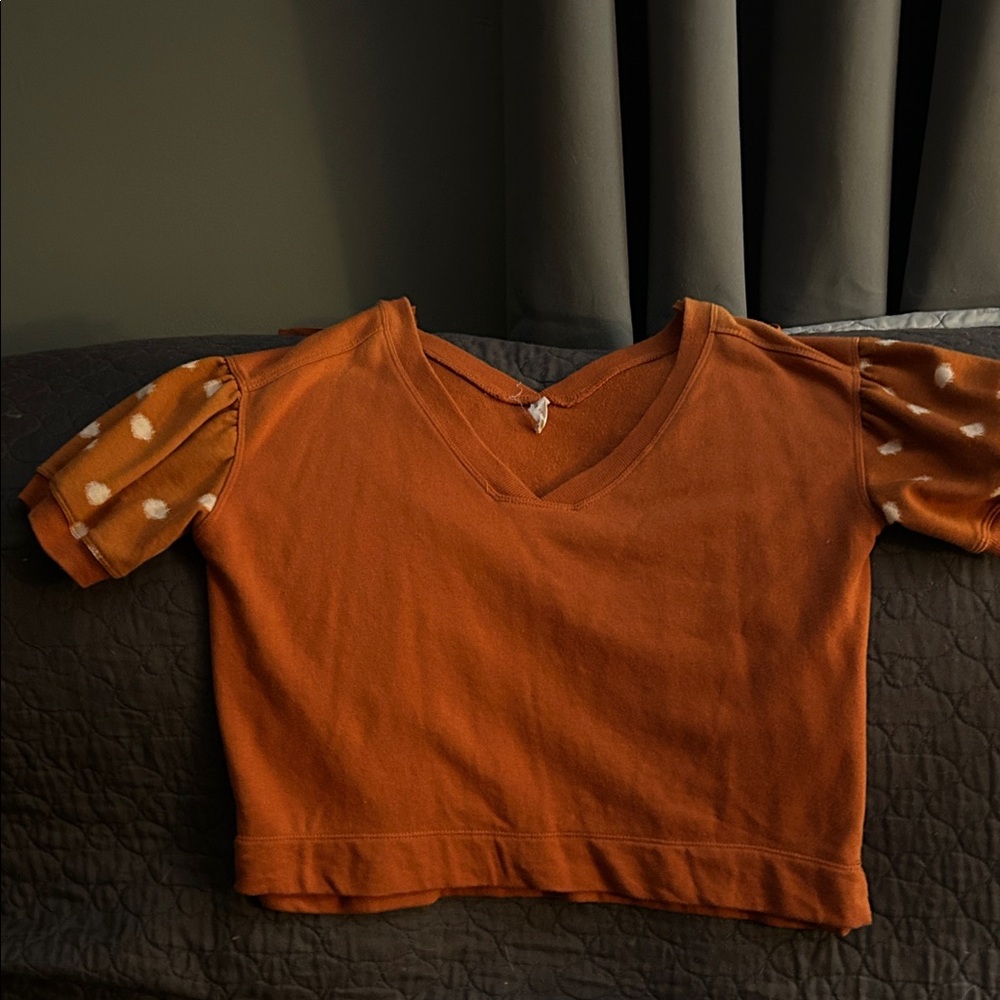 Chic Orange V-Neck Crop Top